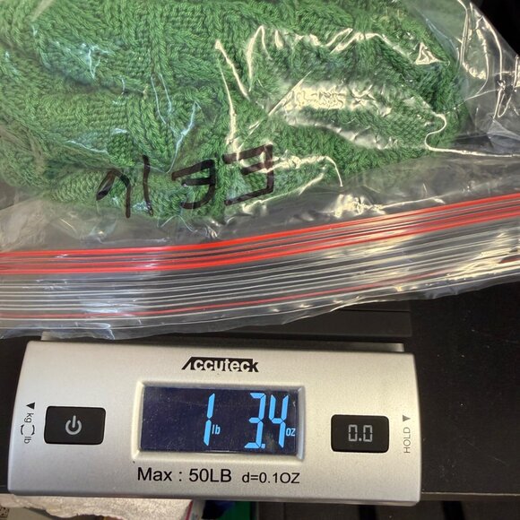 CAbi Women’s Green Textured Knit V-Neck Sweater Size Large Preppy Sporty Chic - Picture 9 of 9